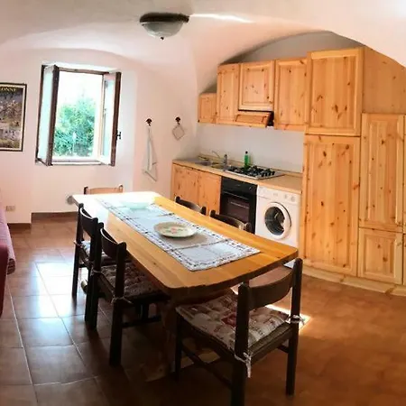Caratteristico E Accogliente Alloggio Appartamento *