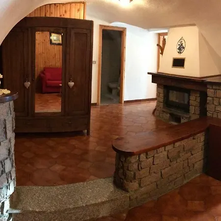 Caratteristico E Accogliente Alloggio * Aosta
